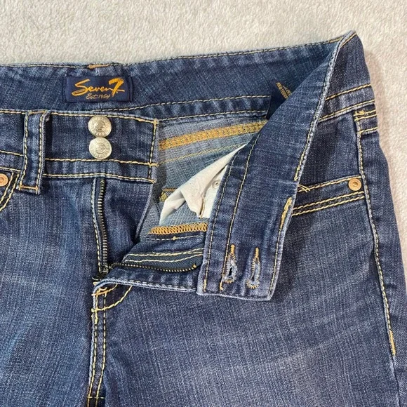 Seven7 Bermuda Denim Shorts Women Sz 10 Blue Dark Wash Double Button Casual EUC - Picture 3 of 7